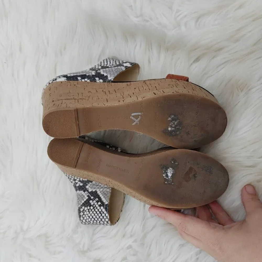 Marc Fisher Shelbee Cork Snakeskin Wedge Women's Size 7.5.